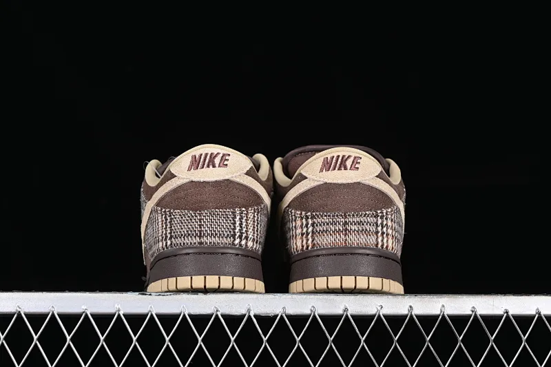 All Categories Nk SB Dunk Series Nk SB Dunk Low Low-top sneakers Pure original Nk SB Dunk Low Brown plaid SB smashed backboard fashion casual sneakers 304292-223